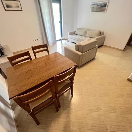 Apartment Apartamentes 303 A7